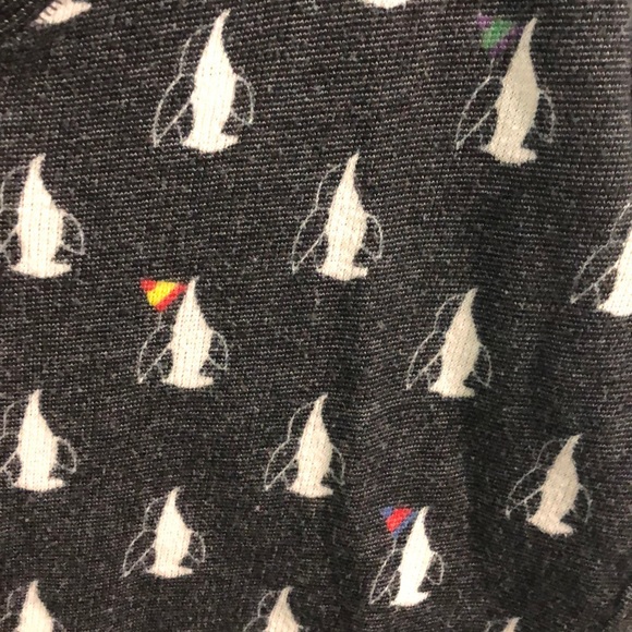 Top - Picture 2 of 3